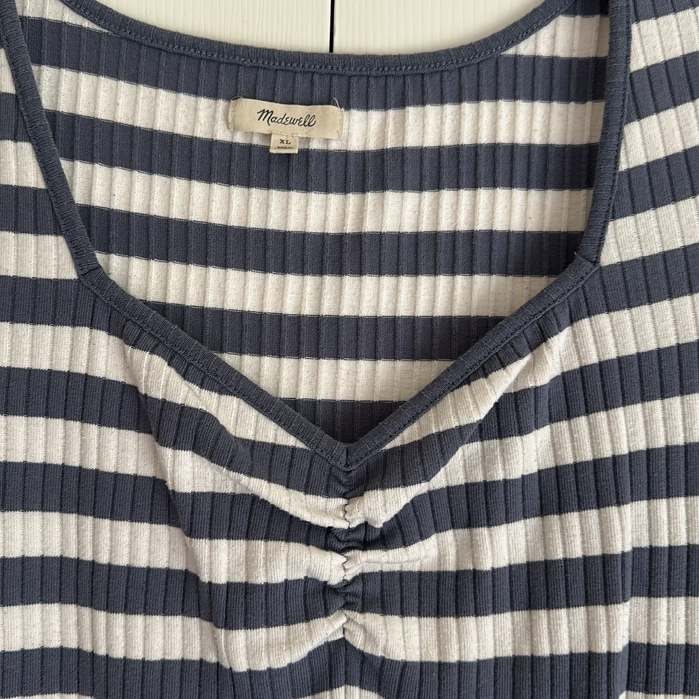 Madewell Top - Picture 2 of 4